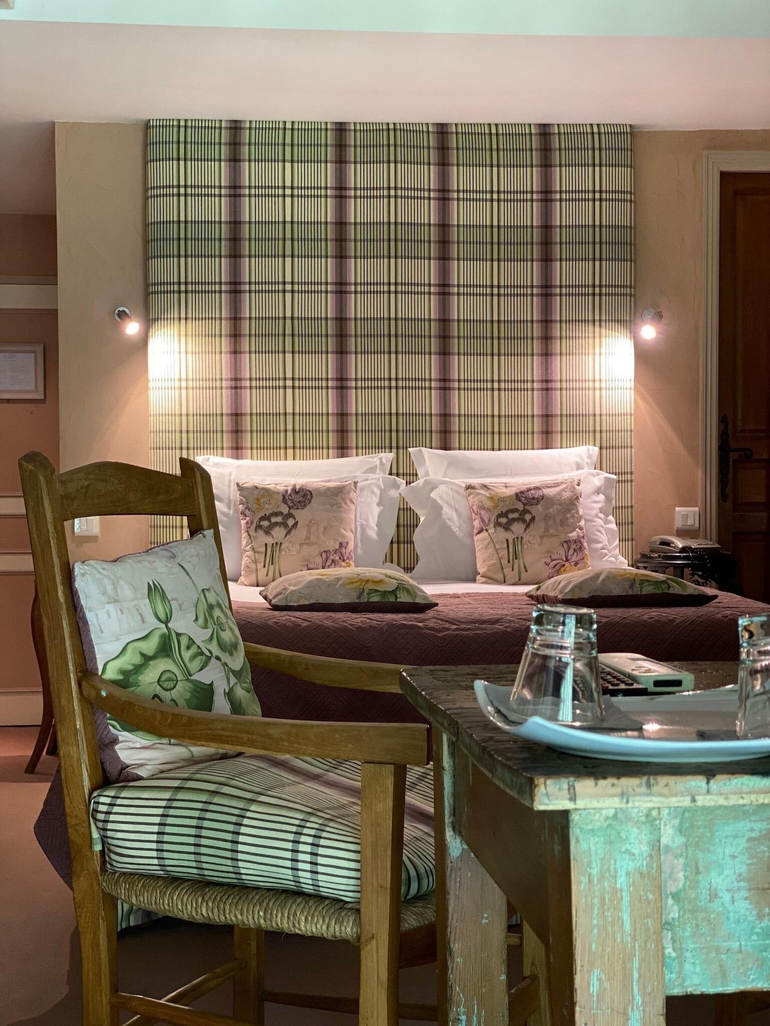 Le Moulin Du Roc Hotel Brantôme Екстериор снимка